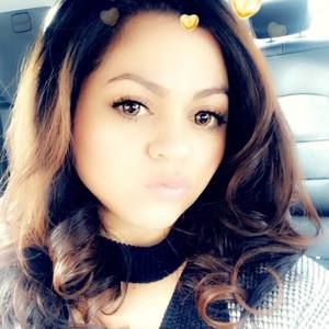 Meet your Posher, Marcela